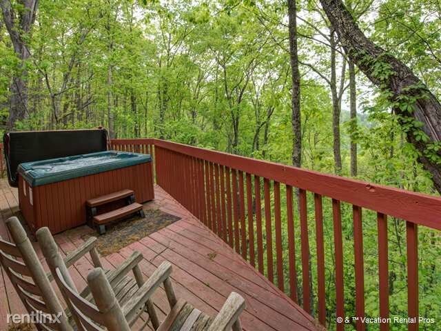 Building Photo - 2303 Smoky Mountain Ct