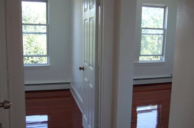 Building Photo - 103 Sciarappa St