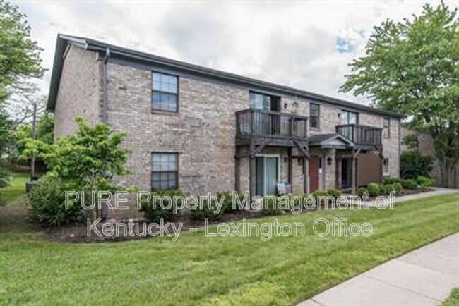 Foto del edificio - 360 Redding Rd