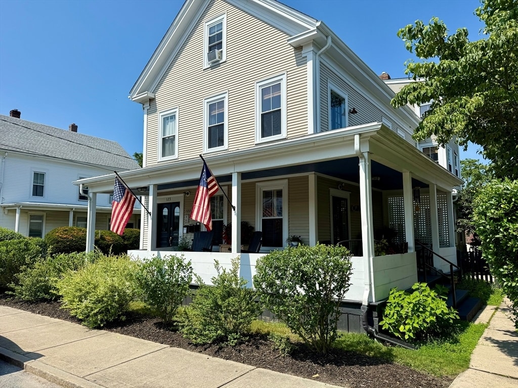 Primary Photo - 123 Court St