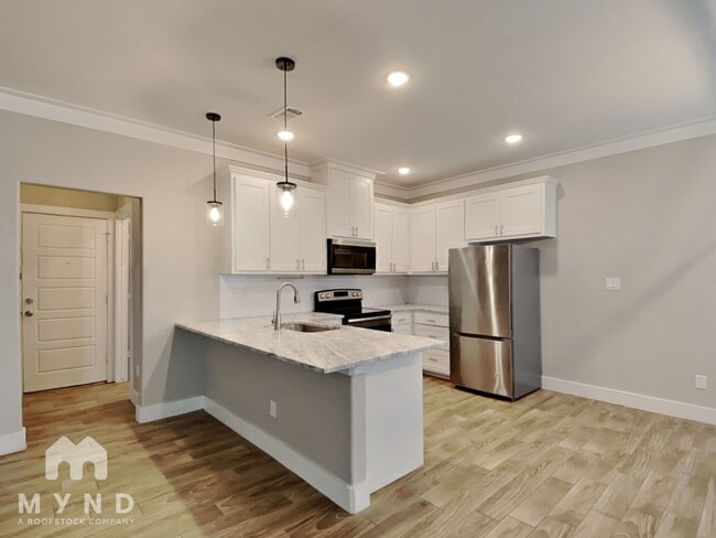 Building Photo - 5517 Van Horn Dr
