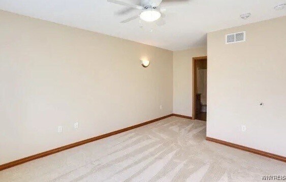 Foto del edificio - 1013 Deer Lakes Dr