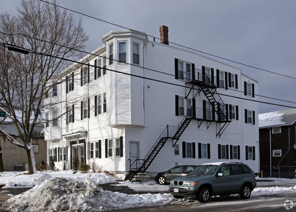 Primary Photo - 216-222 Middlesex Ave