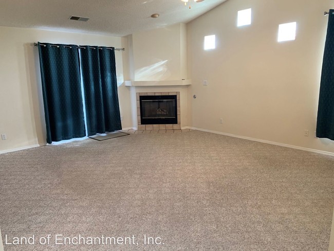 Foto del edificio - 3 br, 1.5 bath House - 6507 Silkwood Ave. NW