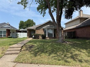 Building Photo - 1429 Wheatfield Dr