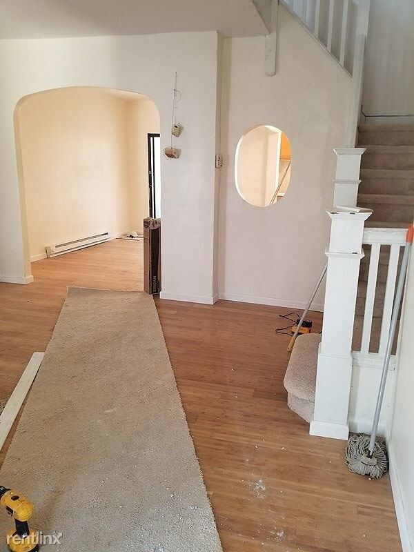 Foto principal - 3 br, 1 bath House - 6528 Saybrook Avenue