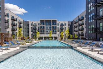 Building Photo - Oxbow