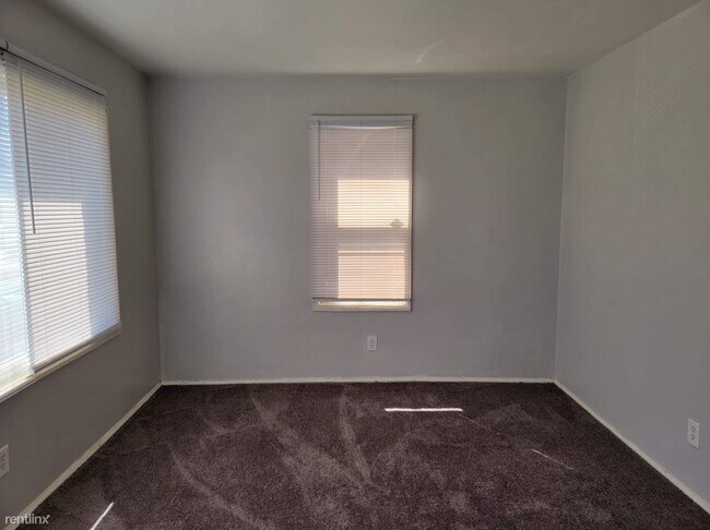 Building Photo - 3 br, 1 bath House - 18481 Edinborough Rd