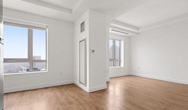 Building Photo - 99 Kneeland St