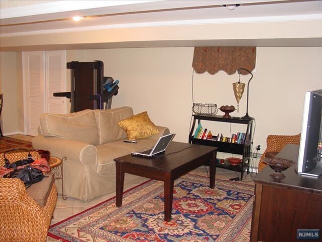 Building Photo - 378 Park Ave