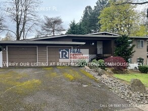 Building Photo - 7765 SW Hillcrest Pl