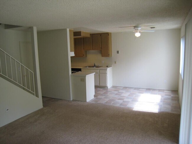 Building Photo - 9140 Winter Gardens Blvd