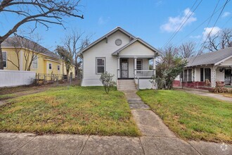 Building Photo - 1008 Dakota St