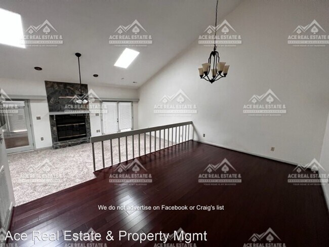 Building Photo - 3 br, 2.5 bath House - 2945 Wedgeview Drive