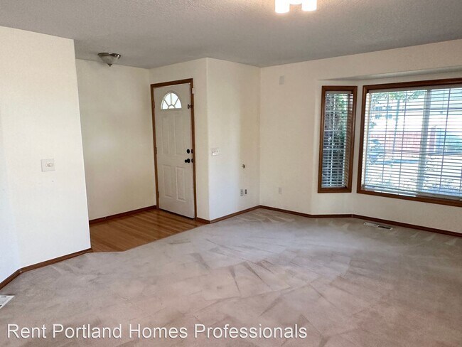 Foto del edificio - 3 br, 2 bath House - 5698 NW 172nd Terrace