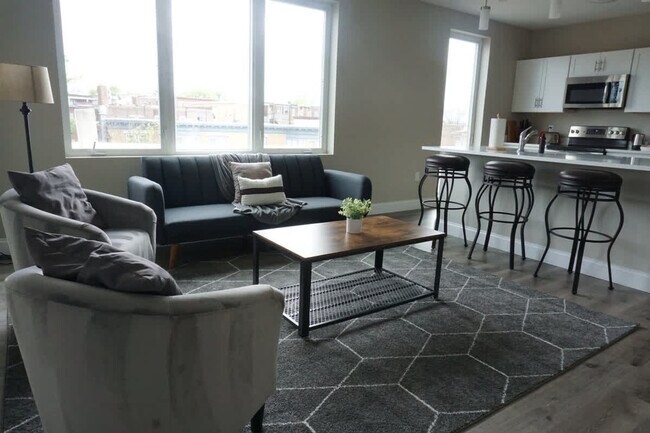 Building Photo - 140 Pearl St