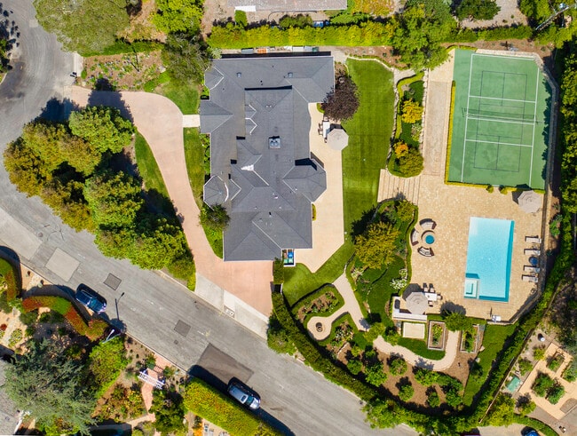 Foto del edificio - 743 Woodland Dr