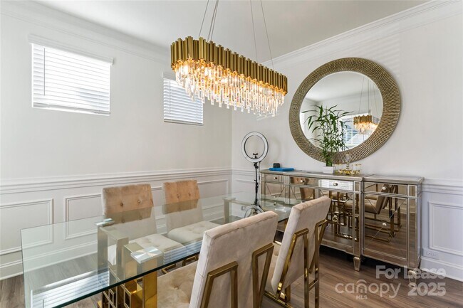 Foto del edificio - 116 Farrier Ln