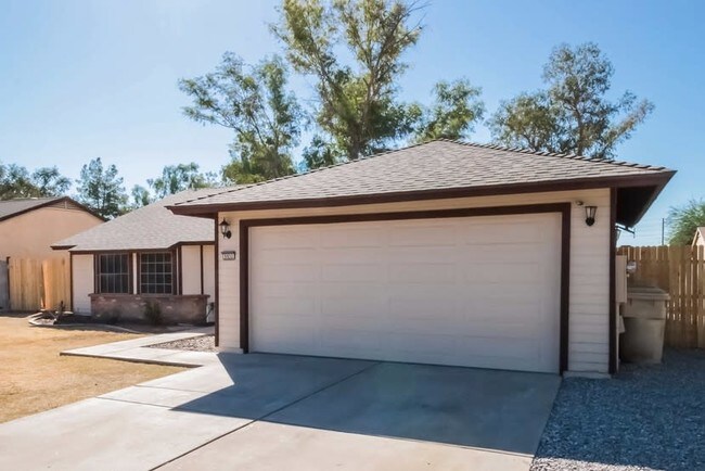 Building Photo - 5933 W Harmont Dr