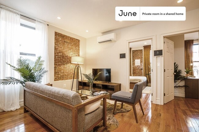 Building Photo - Room in Shared 3 bed/2 bath home in Upper West Side