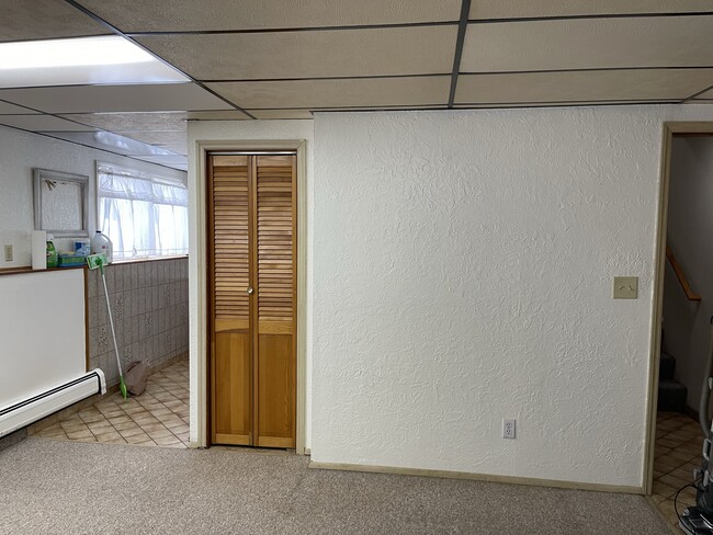 Living room with closet - 448 Aurora Dr
