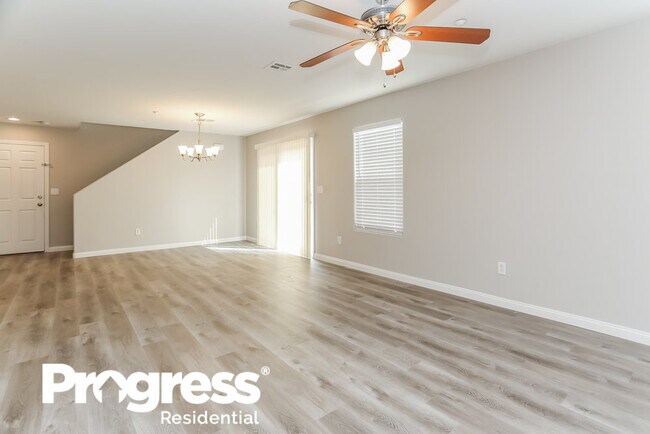 Foto del edificio - 10713 Mystic Shore Ave