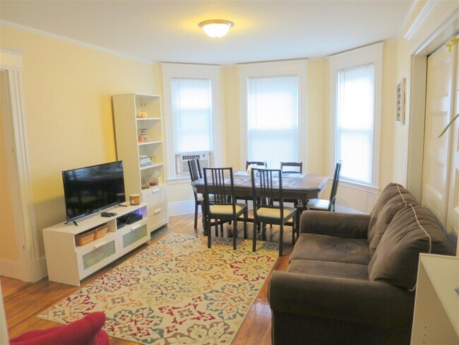 Foto del edificio - 11 Burnside Ave