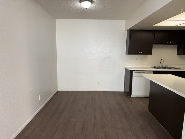 Building Photo - 5216 Redberry St