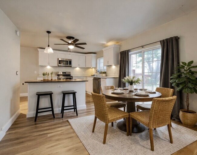 Foto del edificio - 2986 Buttonwood Dr