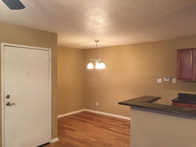 Building Photo - 5995 N 78th St