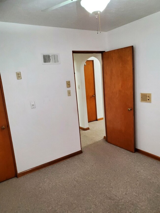 Foto del edificio - 14333 Grabill Rd