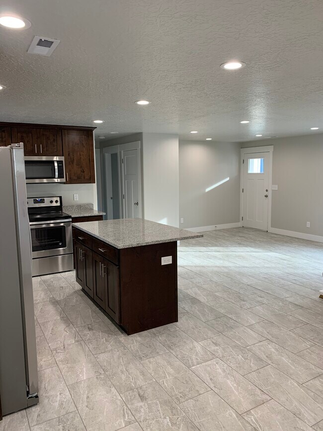 Foto del edificio - 6715 S Somerset Dr