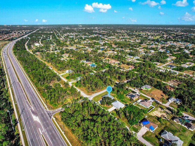 Foto del edificio - 801 Meadow Rd