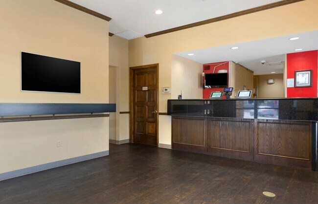Foto del edificio - Furnished Studio-Phoenix - Airport - E. Oa...
