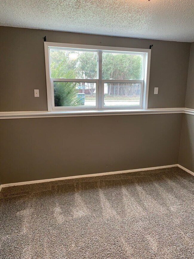 Foto del edificio - Ground Floor 2 BR