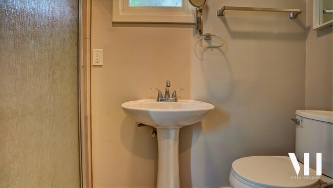 Foto del edificio - Modern Three Bedroom House Near USC Campus!