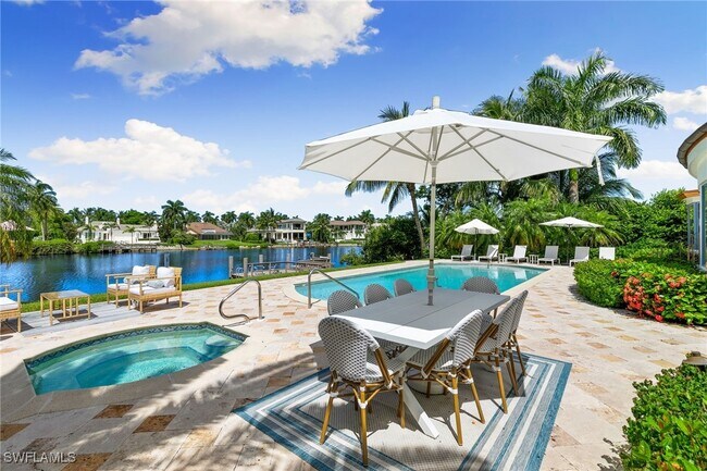 Foto del edificio - 1060 Galleon Dr