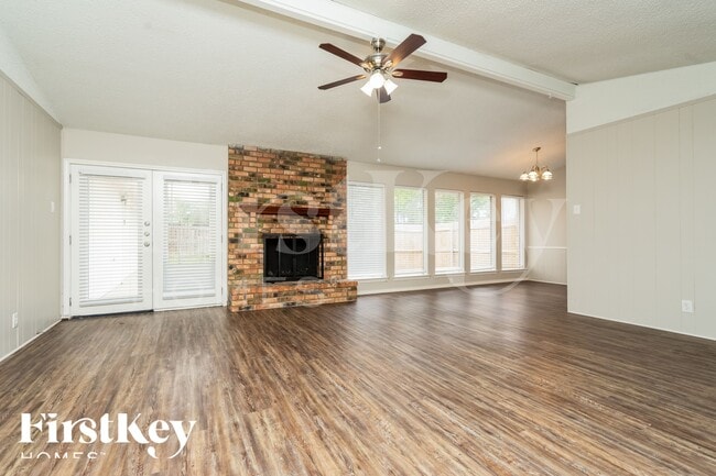 Foto del edificio - 635 Truman Ct