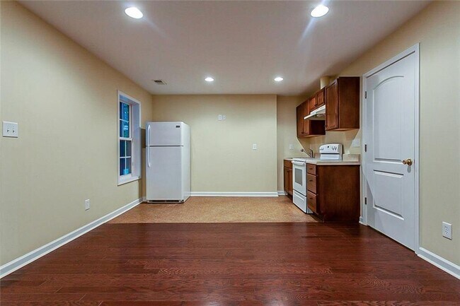 Foto del edificio - 2775 Brook Valley Dr