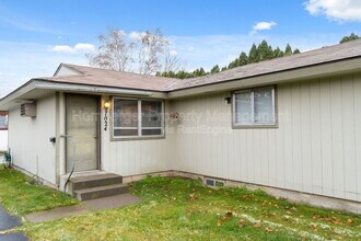 Building Photo - 7024 N Wiscomb St