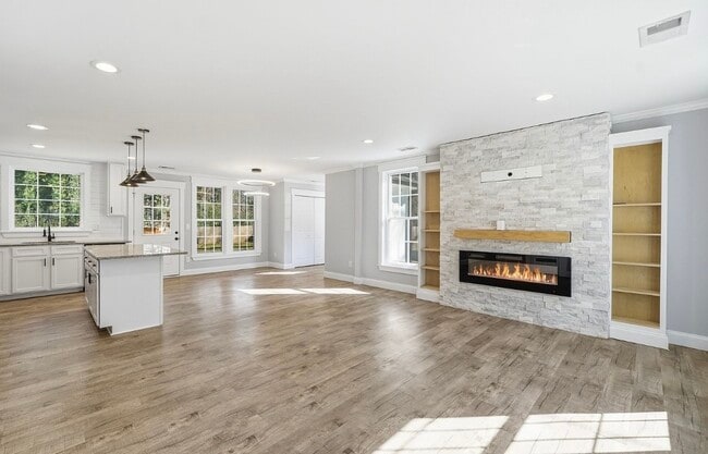 Foto del edificio - 445 Arnold Ave