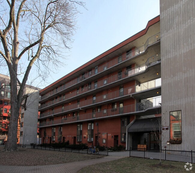 Foto principal - Fieldstone Co-operative Homes
