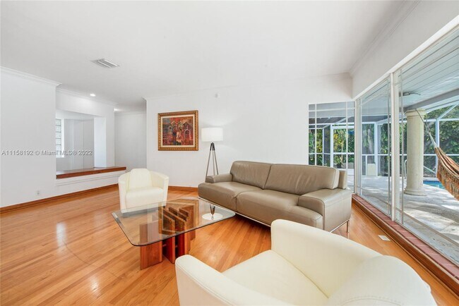 Foto del edificio - 1520 Miller Rd