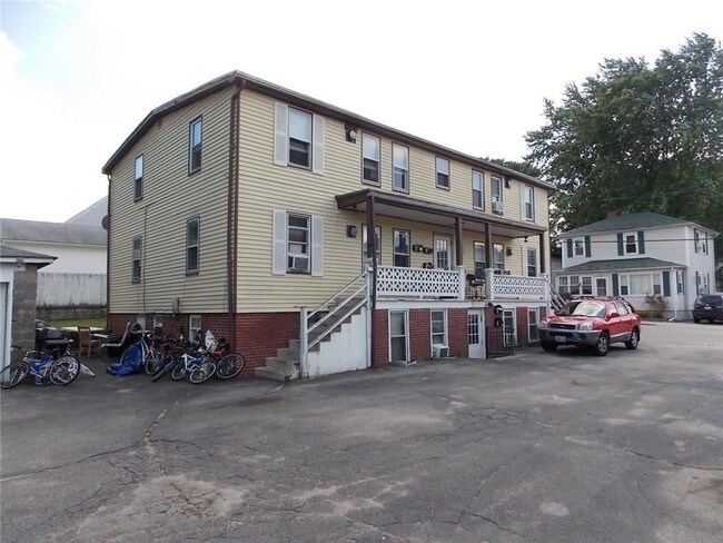 Building Photo - 75 Andrews Ave
