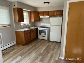 Building Photo - 13027 Seeley Ave