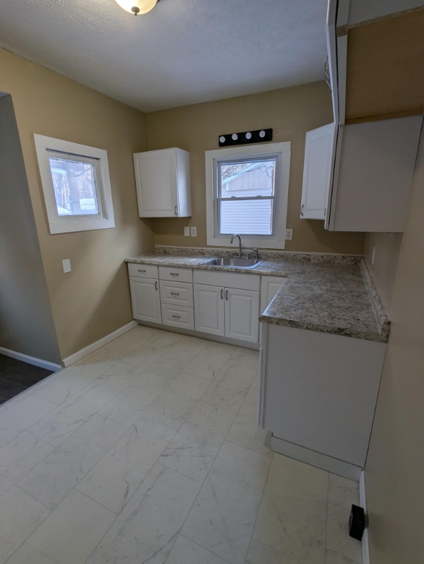 Building Photo - 316 Bell Ave