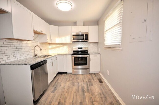 Building Photo - 708 Hadley Rd  Raleigh NC 27610 Upgraded R...