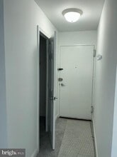 Building Photo - 1005 Chillum Rd