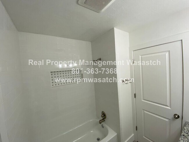 Foto del edificio - 4149 Mann Way