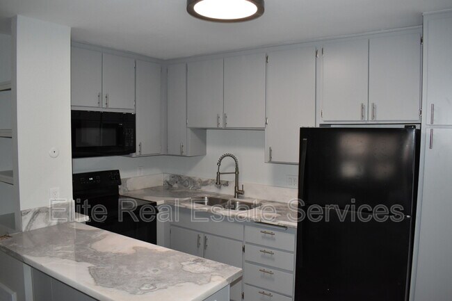 Foto del edificio - 6376 Rancho Mission Rd